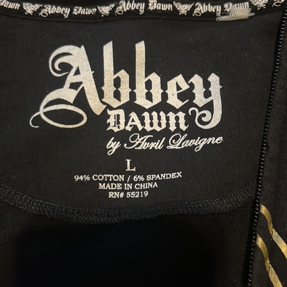 Abbey Dawn Avril Lavigne Large (L) zip up with skull zipper - Picture 3 of 3